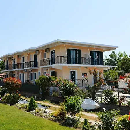 Ξενοδοχείο με διαμερίσματα Evia Dream Family 3*